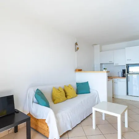 Les Floralies Ii-2 By Interhome Apartamento
